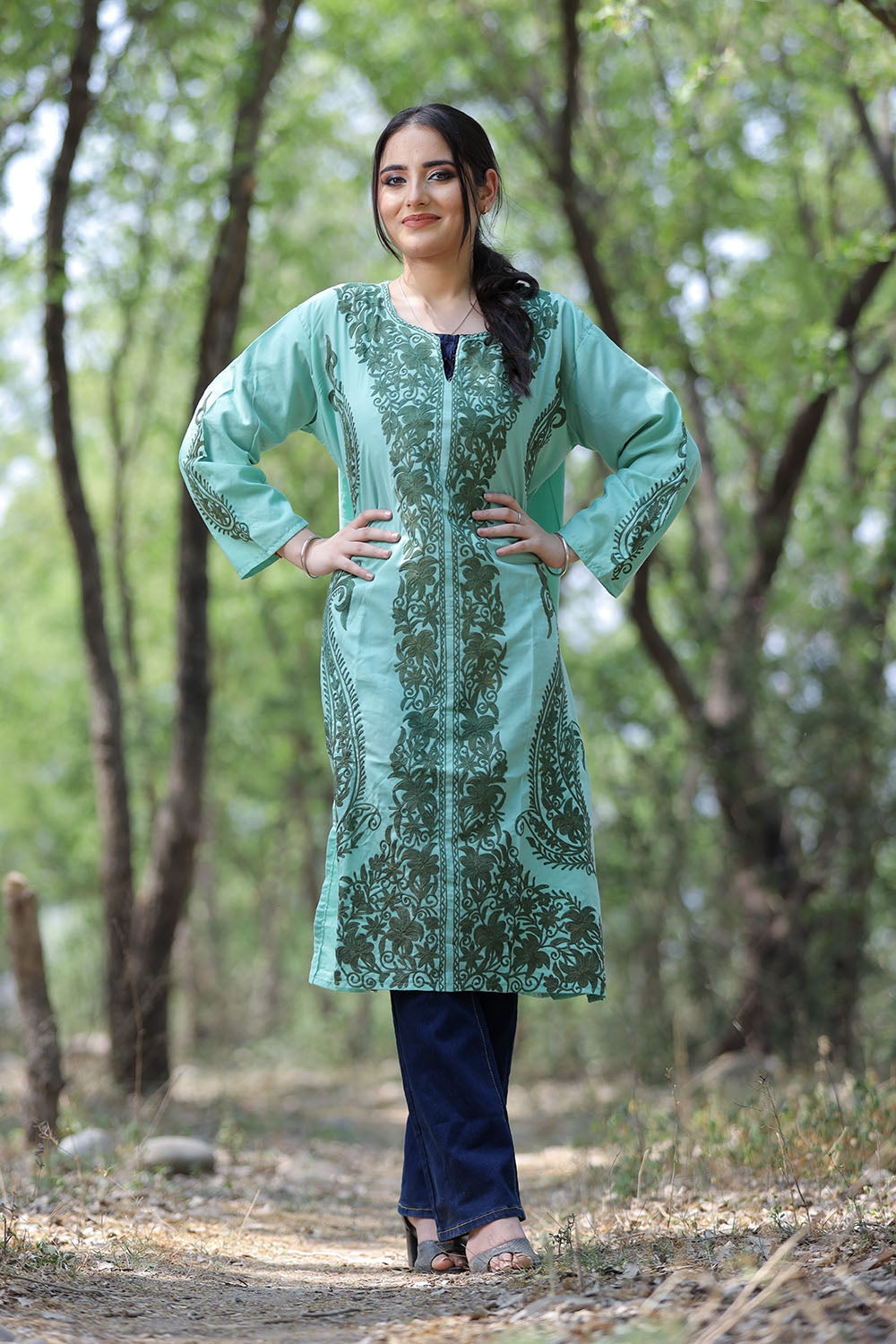 Green Colour Cotton Kurti With Beautiful Pattern Of Kashmiri
