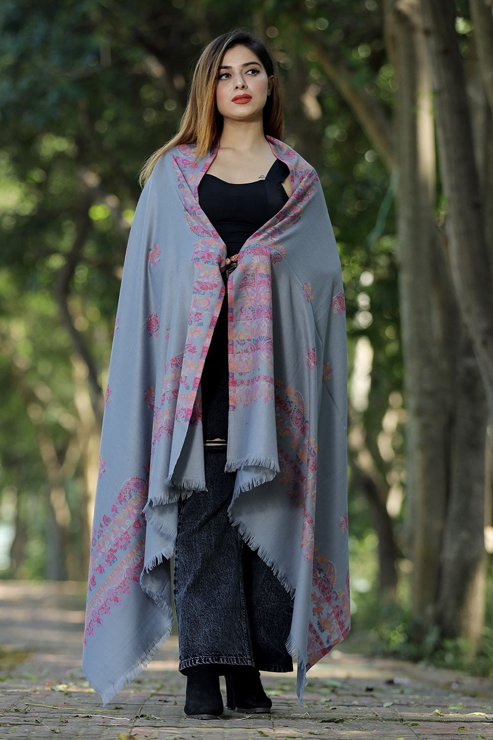 GREY COLOUR SHAWL WITH ZARI & KANI WORK DEFINES ROYAL