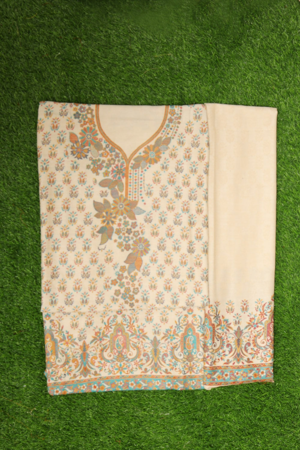 Lovely Ivory White Colour Cotton Zari Kani Stole Suit