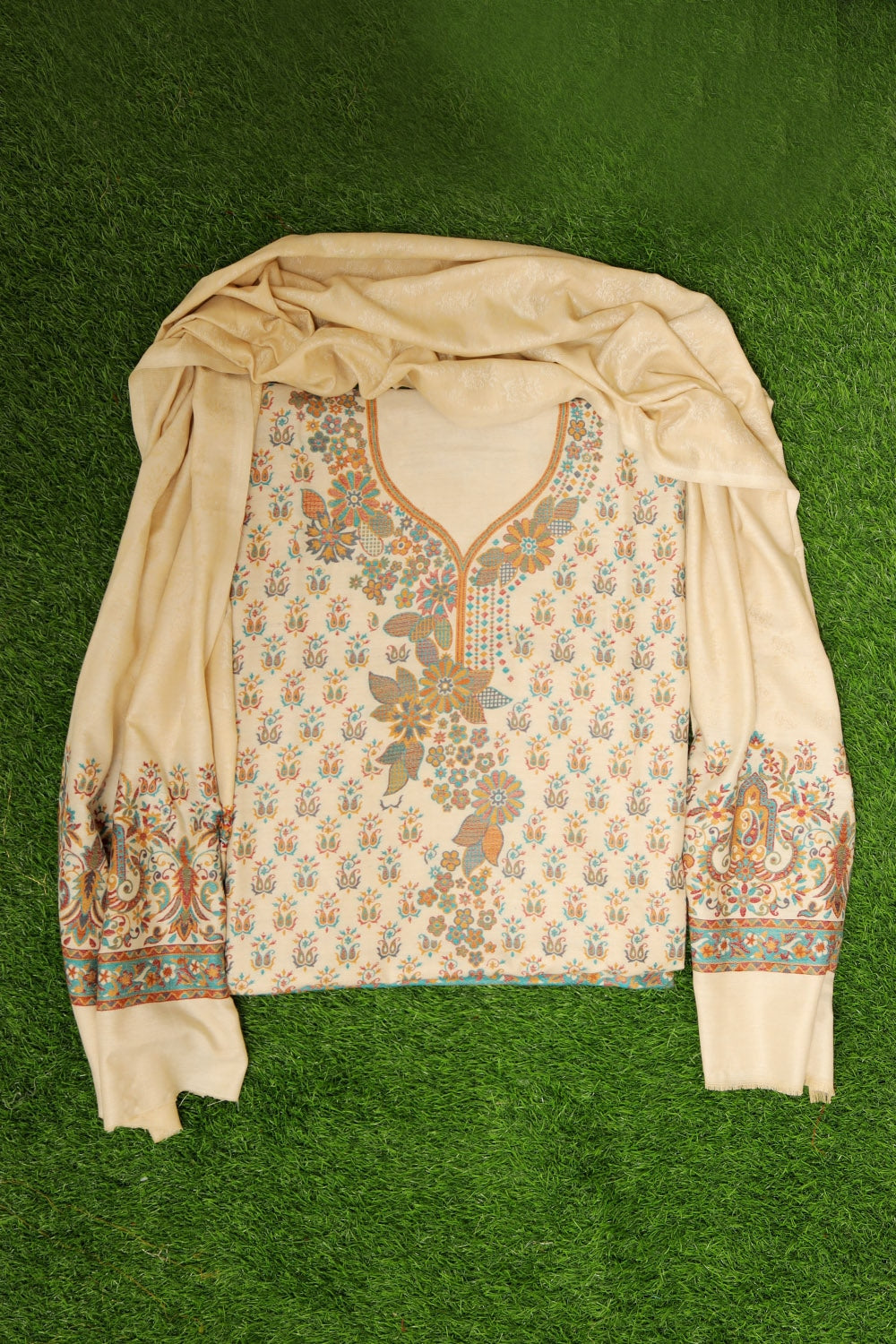 Lovely Ivory White Colour Cotton Zari Kani Stole Suit