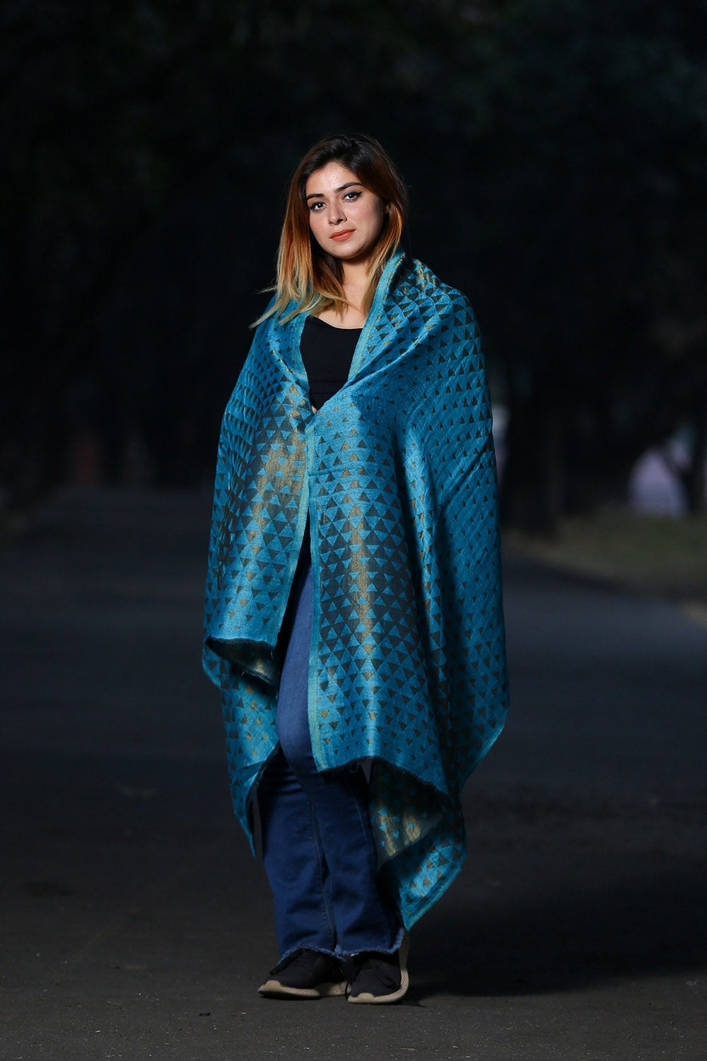 MARINE AQUA BLUE COLOUR FINE WOOL PYRAMID PATTERN SHAWL