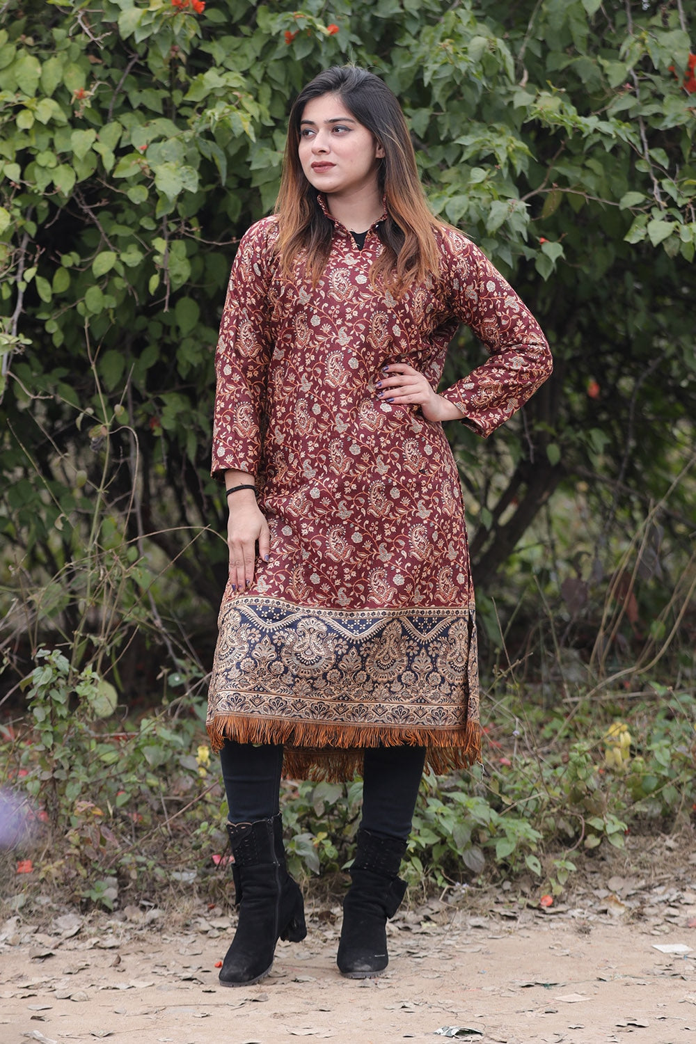 Maroon COLOUR KASHMIRI WOVEN KURTA WITH NEW DESIGNER