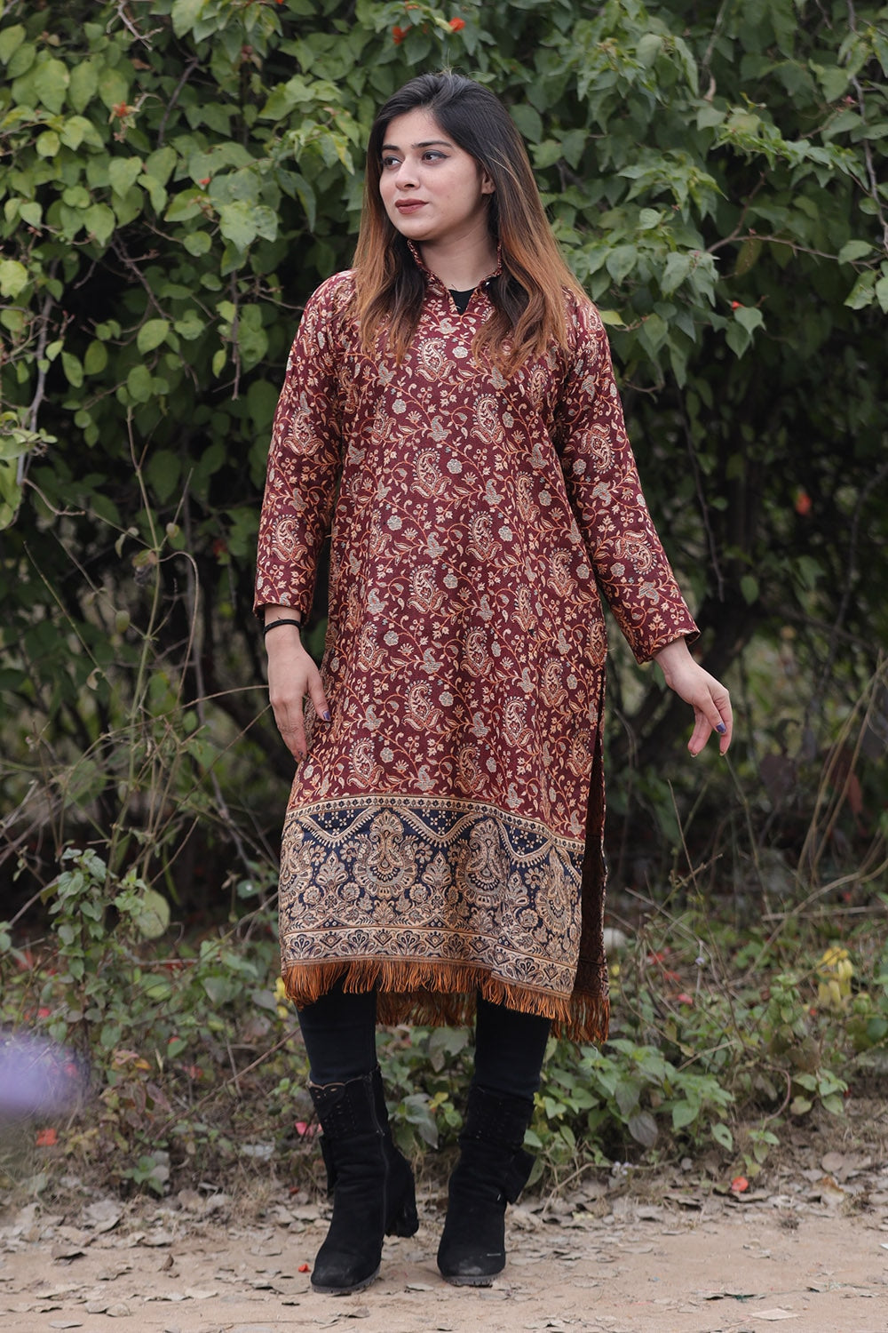Maroon COLOUR KASHMIRI WOVEN KURTA WITH NEW DESIGNER