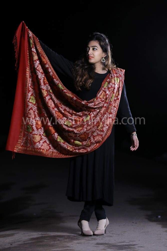 Maroon Kashmiri Aari Work Shawl Enriched With Chinar Pattern