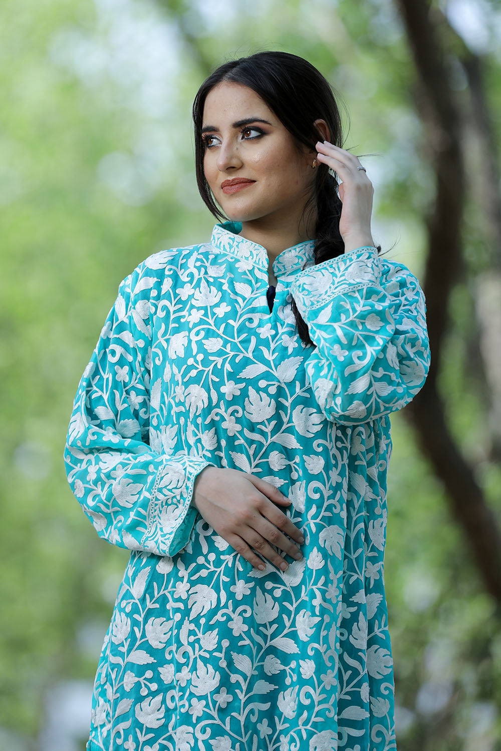 Mesmerising Sea Green Colour Kashmiri Embroidered Georgette