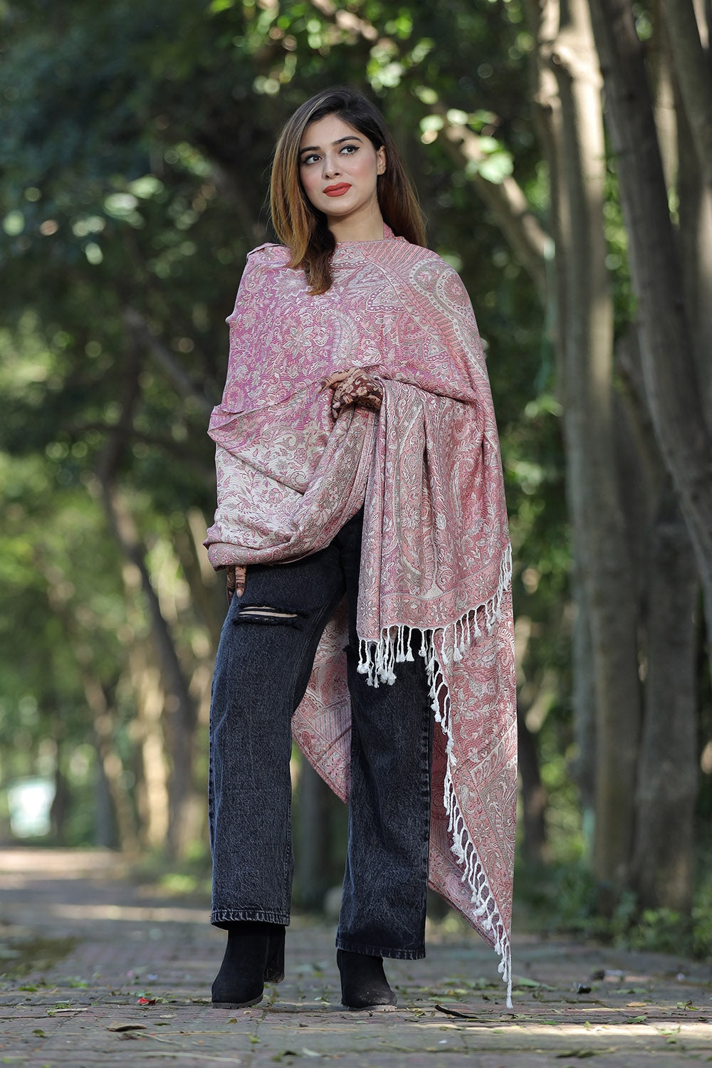 MULTI COLOUR SHAWL WITH ZARI & KANI WORK DEFINES ROYAL