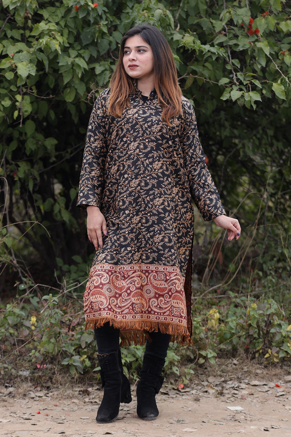 Navy BLUE COLOUR KASHMIRI WOVEN KURTA WITH NEW DESIGNER