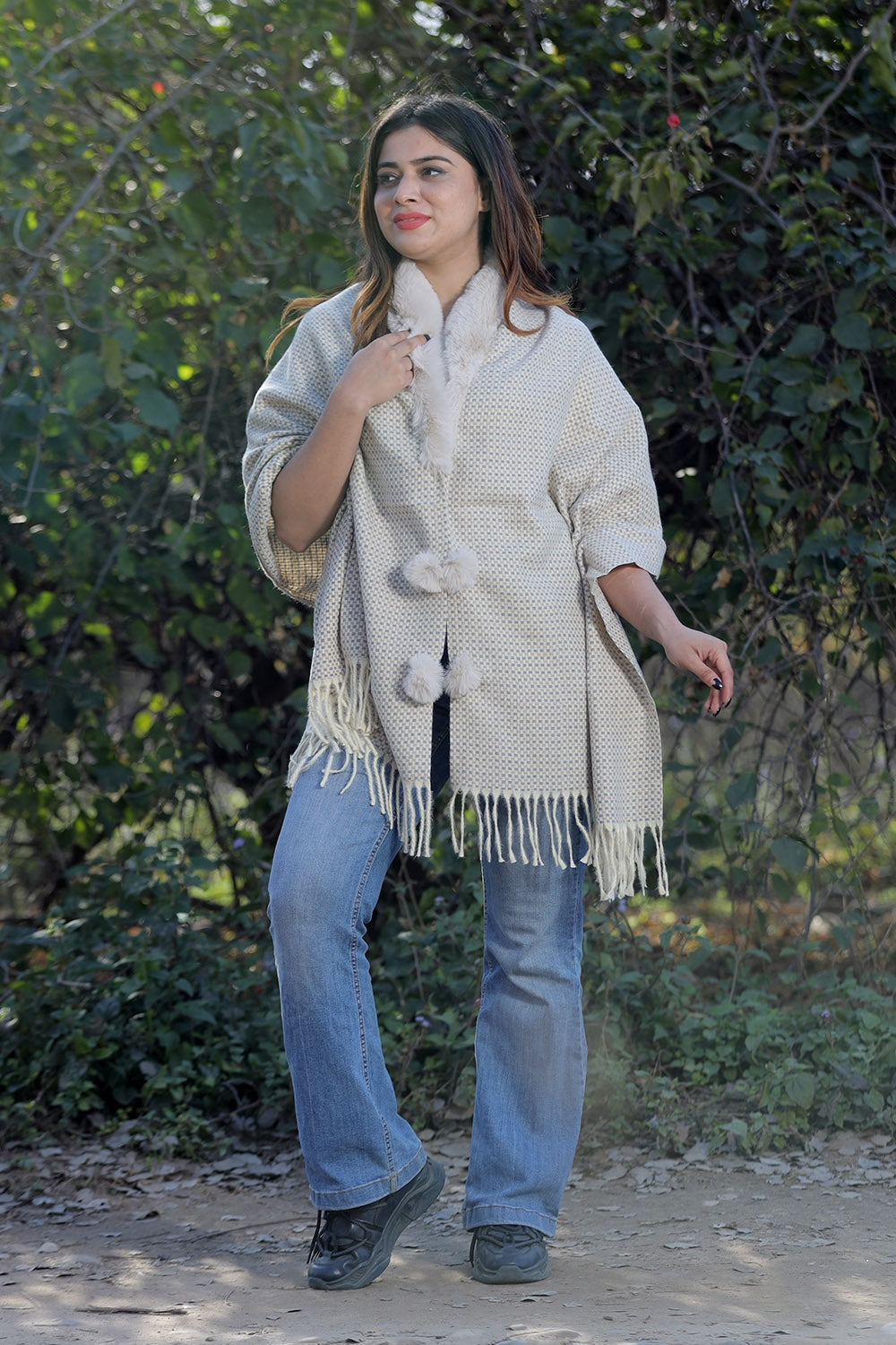 Peaceful Beige Colour Woollen Cashmere Faux Fur Cape Stole.