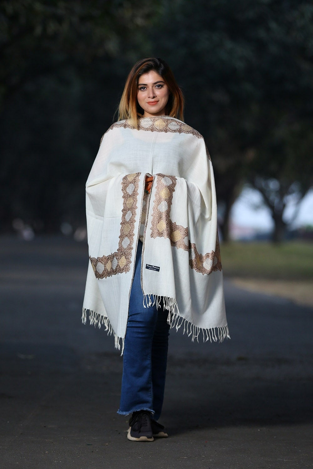 PEARL WHITE COLOUR KASHMIRI STOLE WITH CLASSY SWAROVSKI