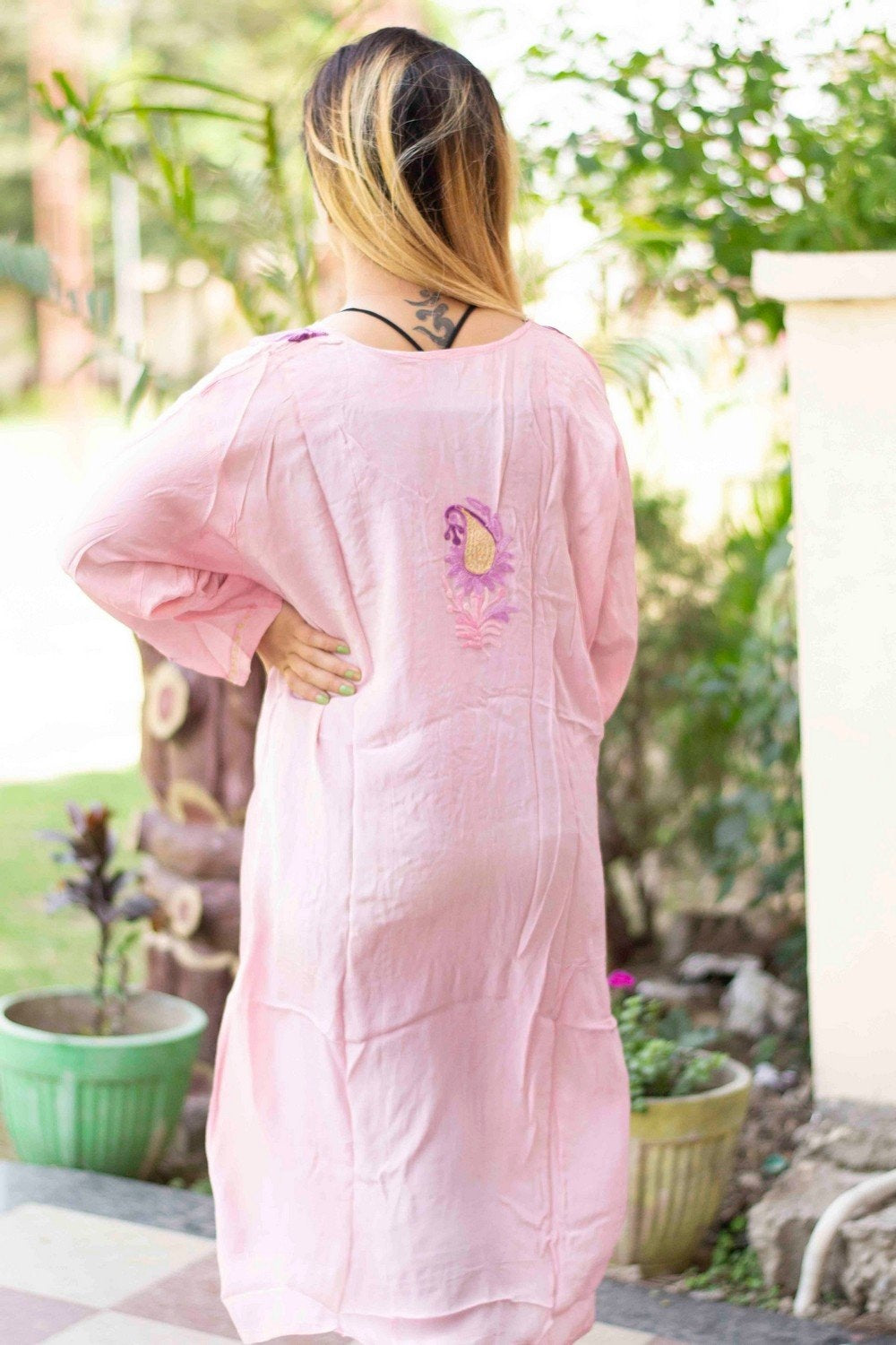 Pink Kashmiri Crepe Kurti With Beautiful Aari Embroidery