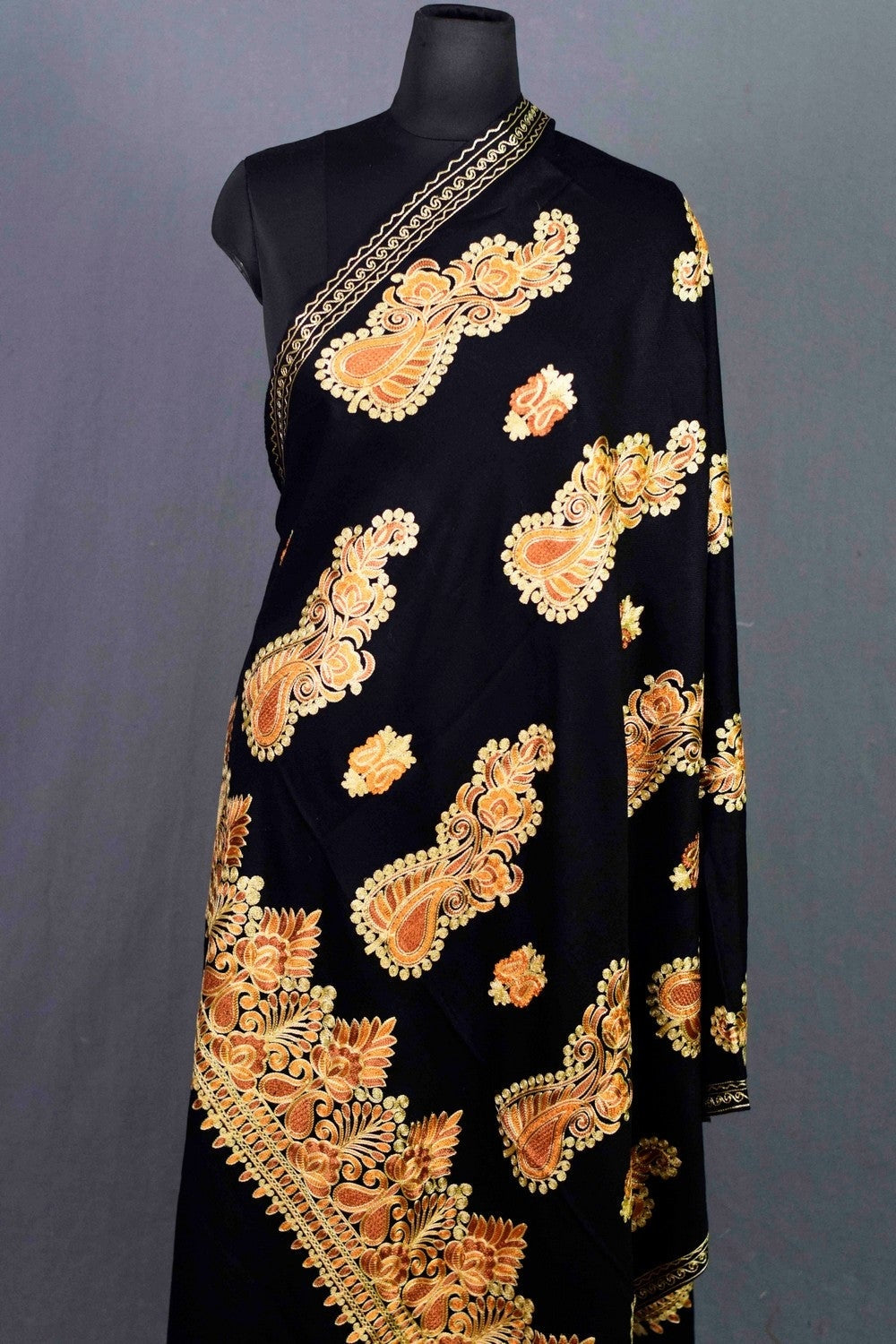 Pitch Black Colour Kashmiri shawl Four Sided Border Adds