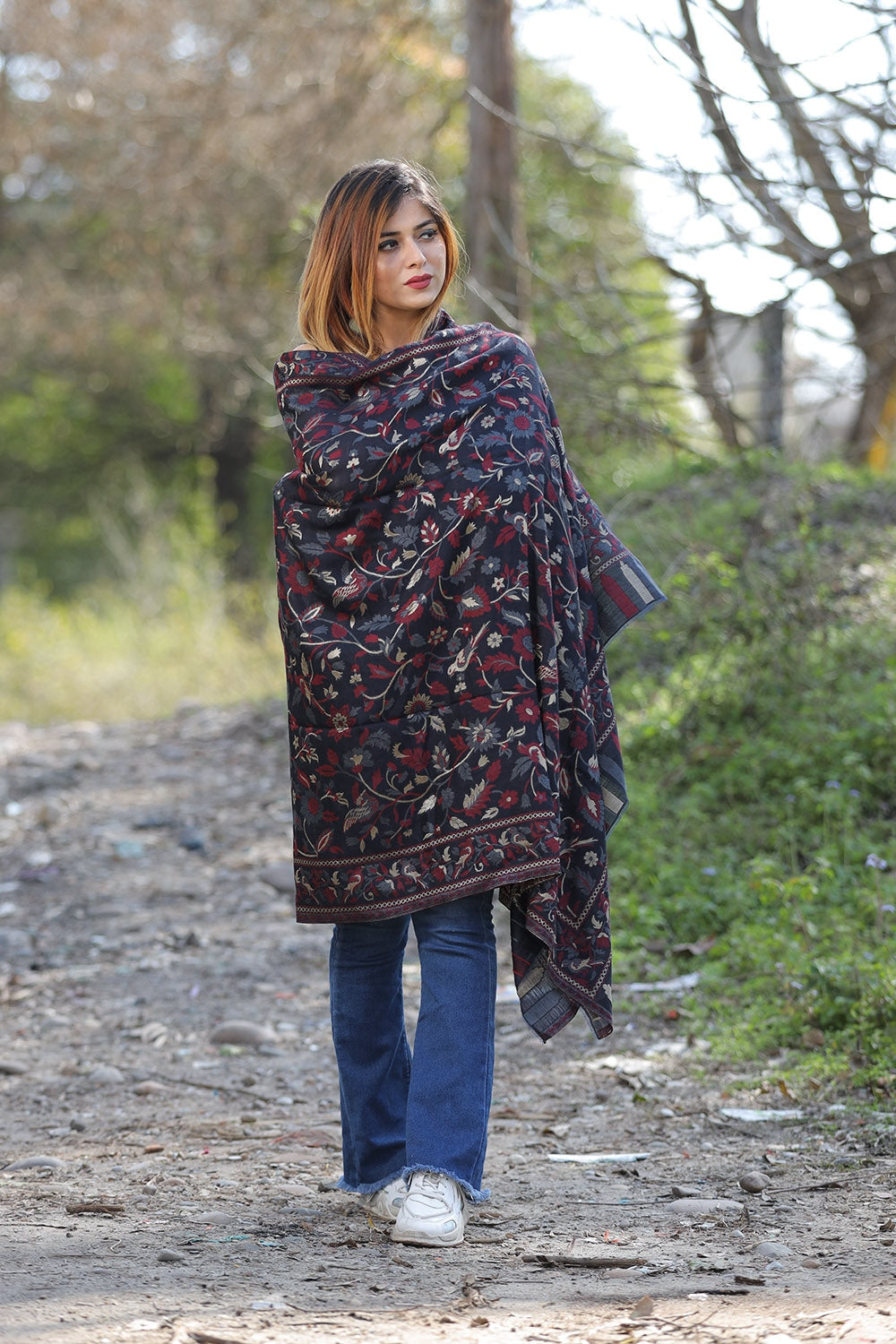 Ravishing Black Color Kashmiri Shawl With Zari & Kani Work