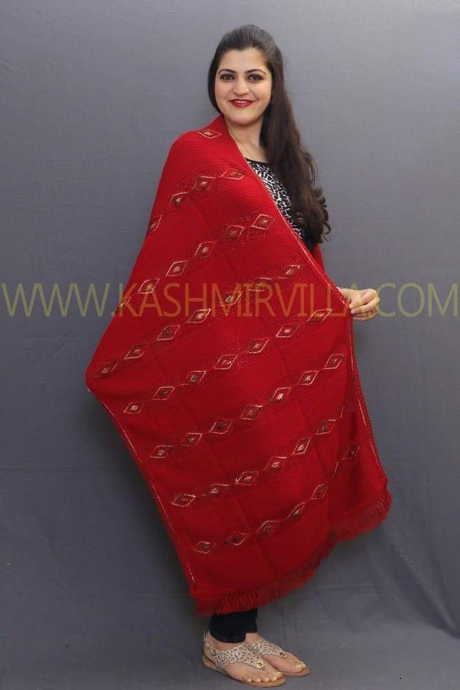 Ravishing Red Coloured Knitting Stole Enriched With Stylish