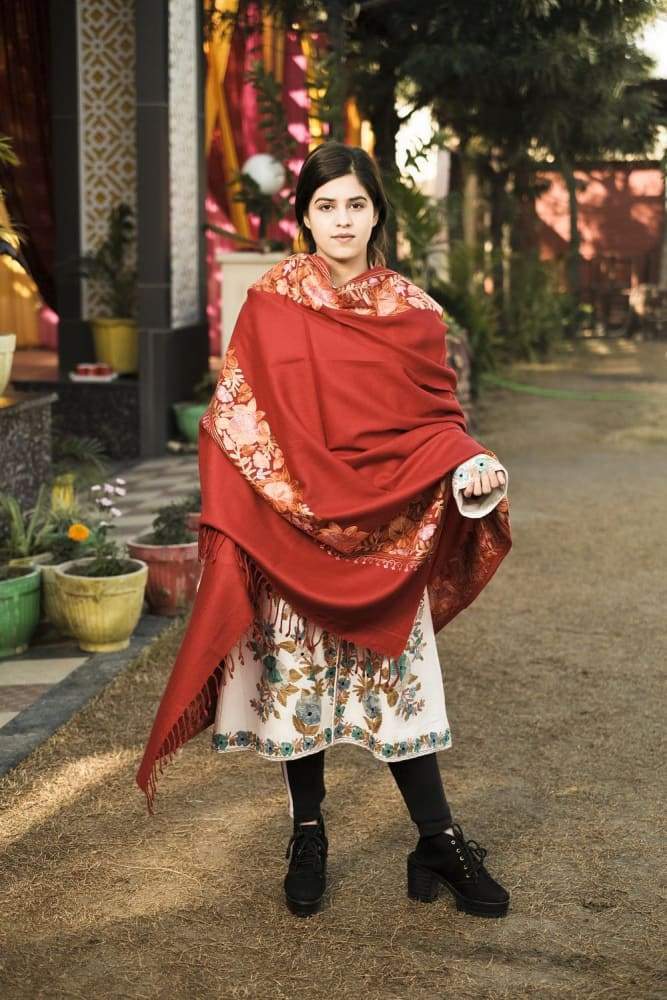 Maroon color kashmiri shawl with aari jaal gives a trendy look
