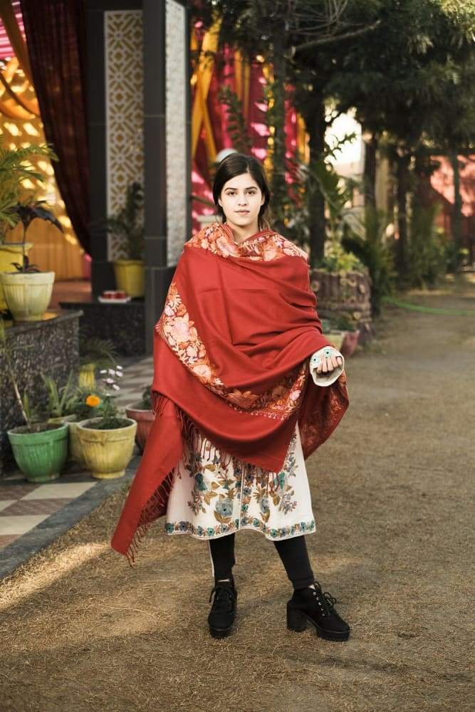 Maroon Color Kashmiri Shawl With Aari Jaal Gives A Trendy
