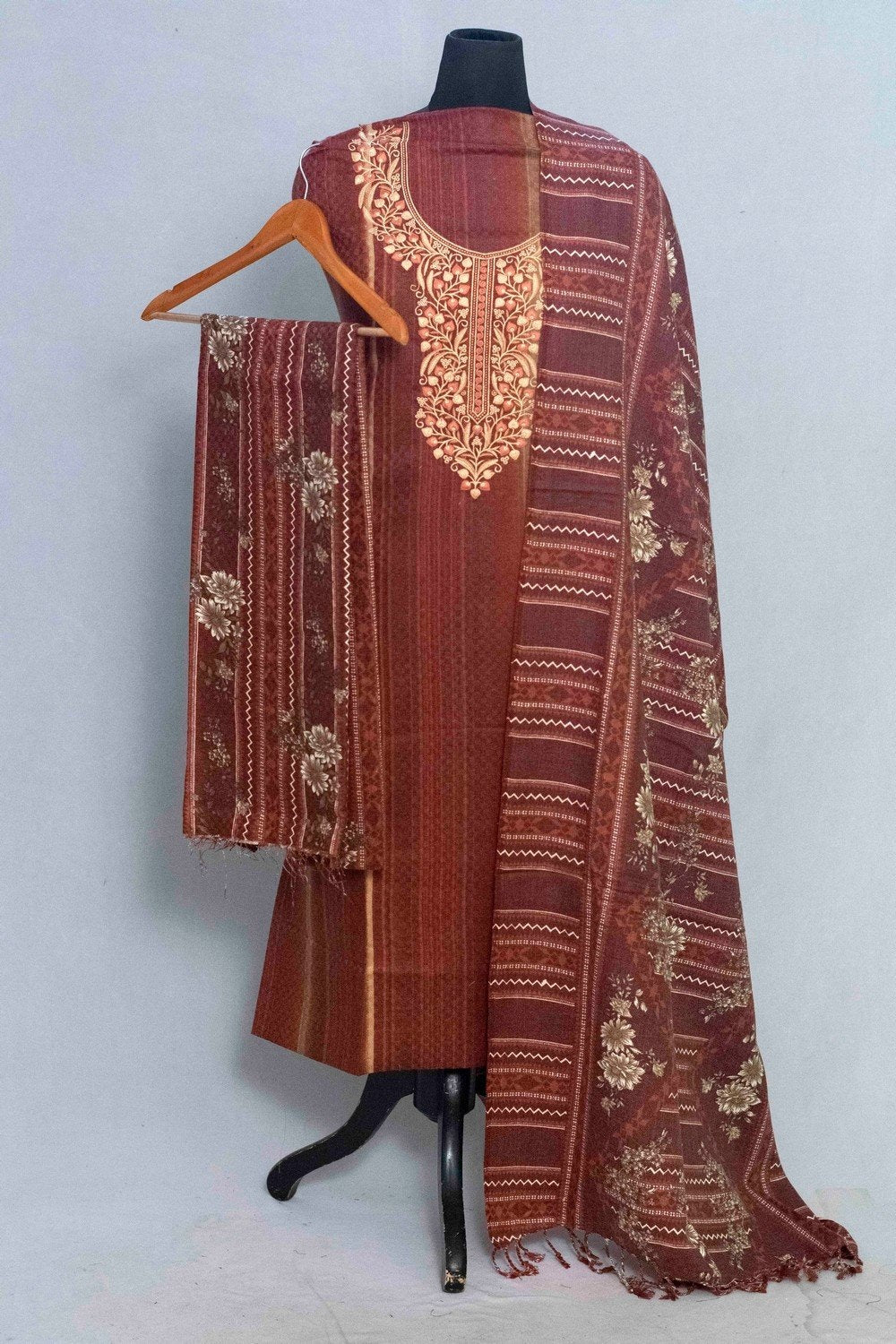 Rust Colour Woolen Kani Printed Suit With Neck And Over All