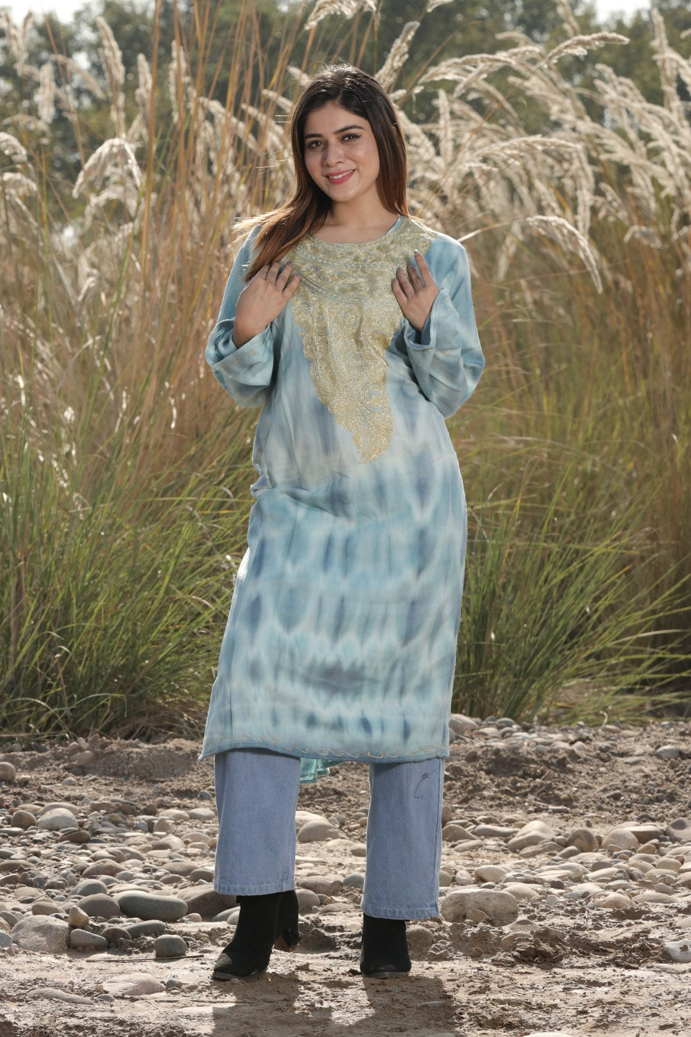 SOOTHING BLUE COLOUR TIE DYE Aari Tilla Work Embroidered