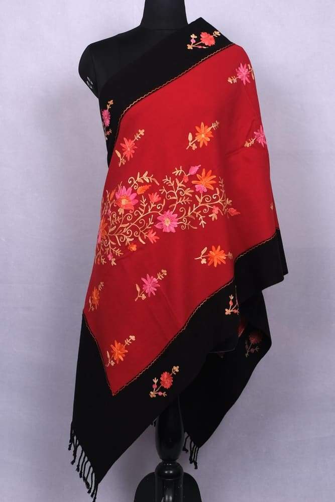 Superb Colour Contrast With Royal Red And Black Pashmina