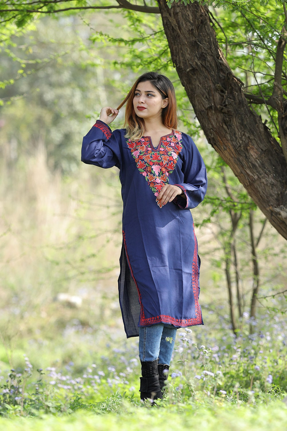 Symbol of sophistication Navy Blue Colour Cotton Kurti