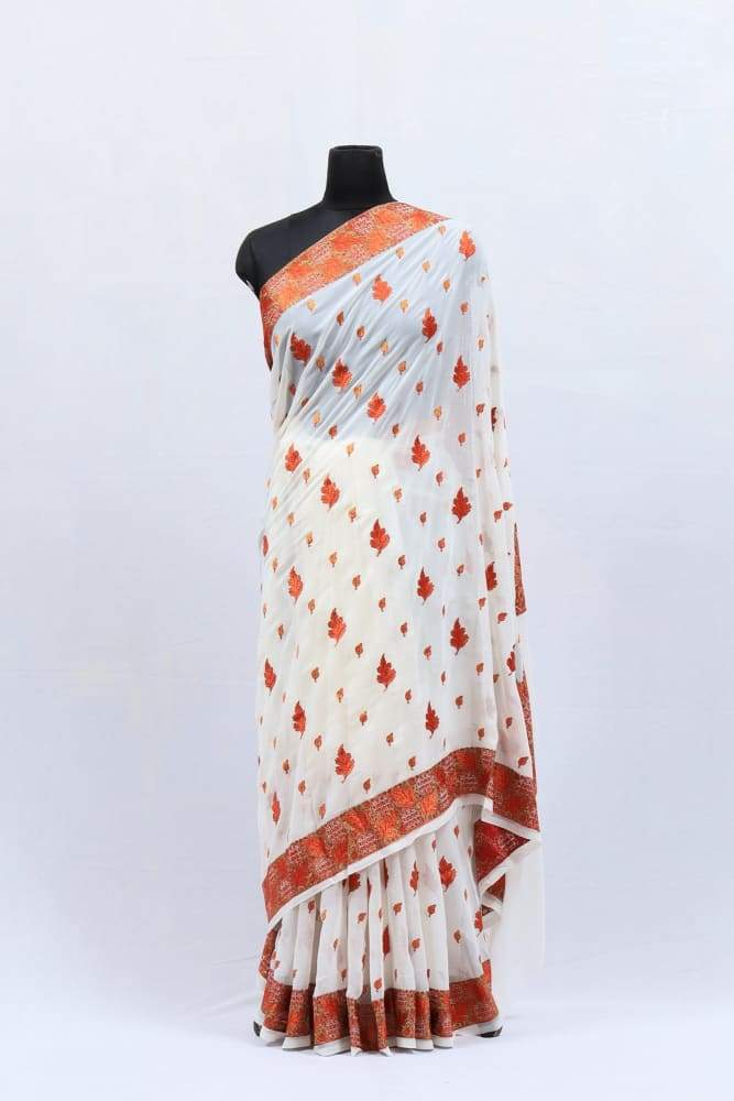 Off White Colour Saree Looks Wonderful With Beautiful