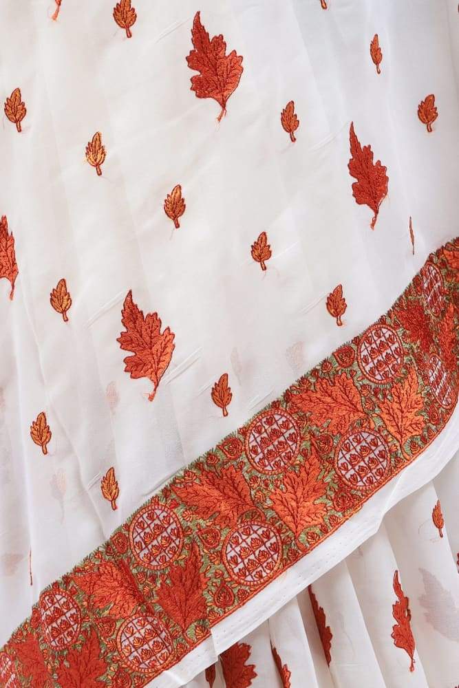 Off White Colour Saree Looks Wonderful With Beautiful