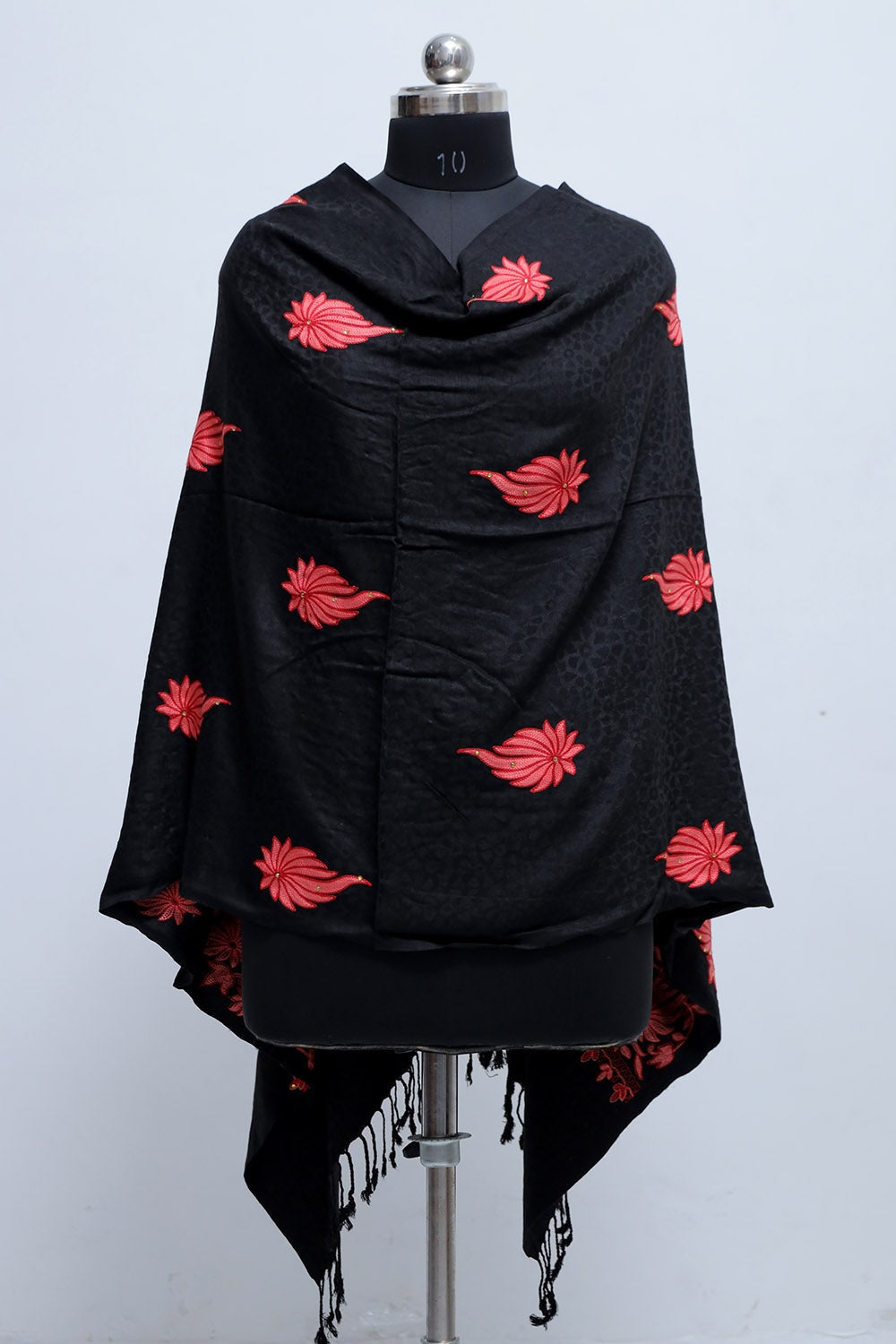 Black Colour Stole Enriched With Aari Embroidery