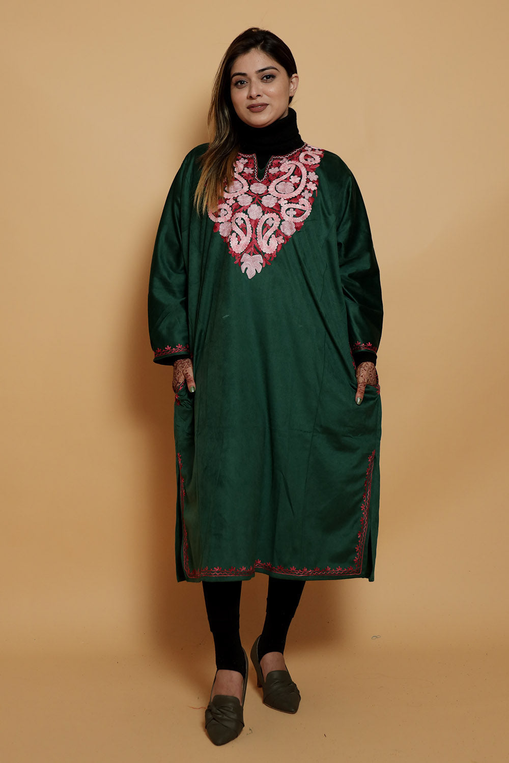 Green Colour Very Soft Warm And Elegant Suede Velvet Pheran