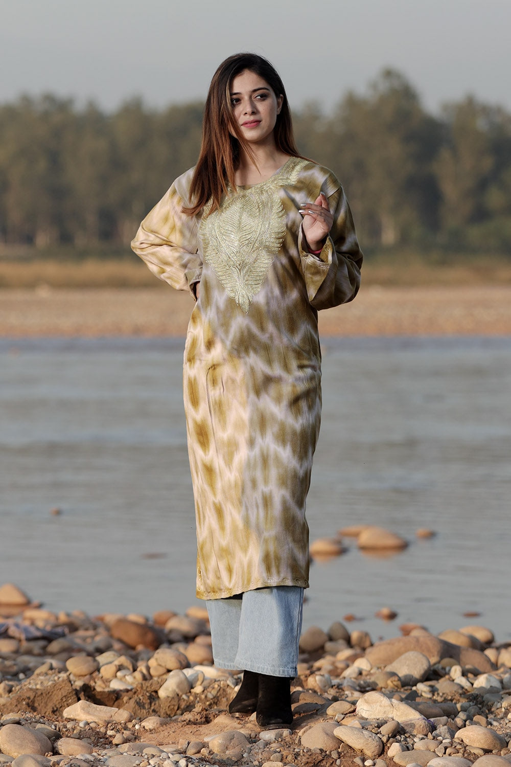 AMAZING OLIVE GREEN COLOUR TIE-DYE Aari Tilla Work