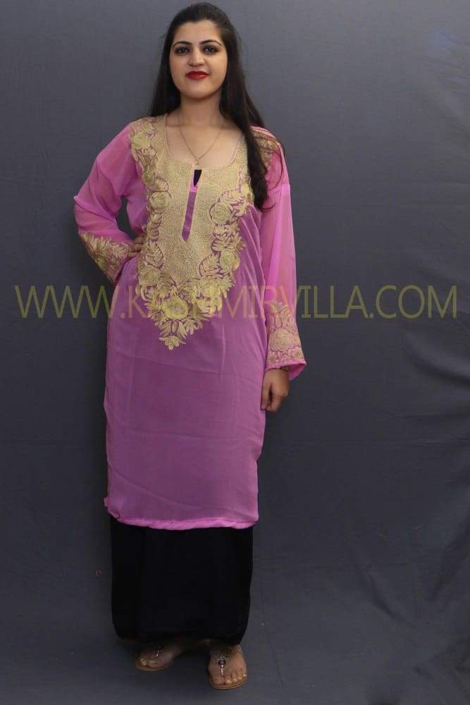 With The Base Of Georgette This Pink Colour Kurti Looks