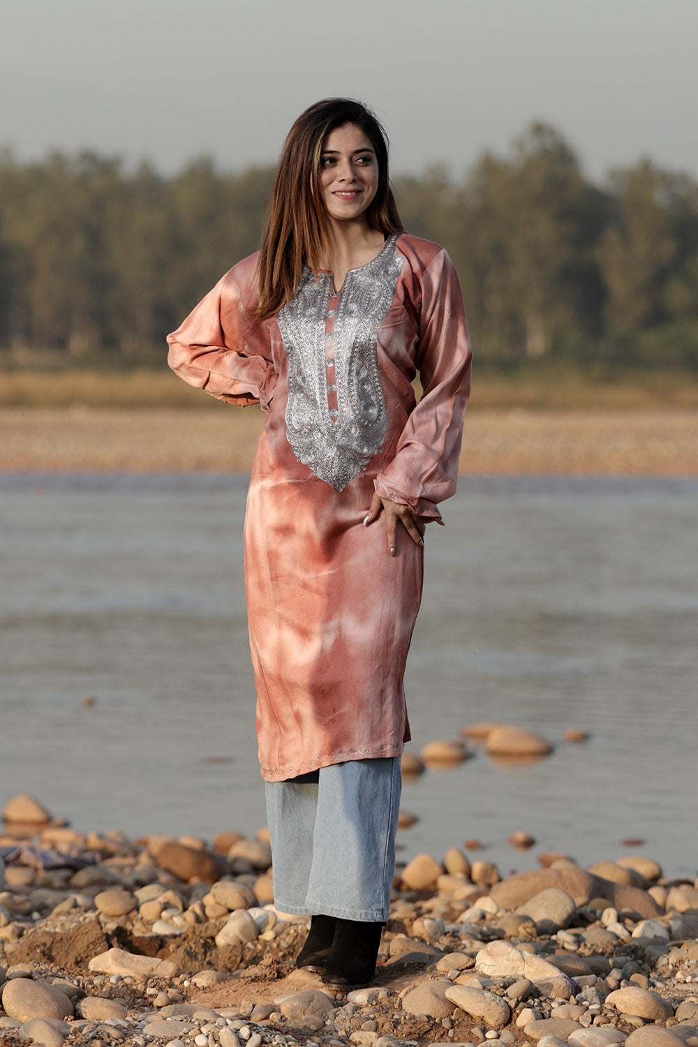 BEAUTIFUL BROWN COLOUR TIE-DYE Aari Tilla Work Embroidered