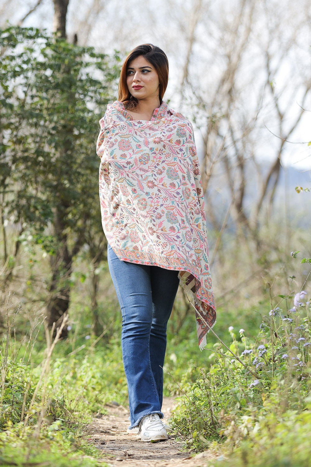 Beautiful Multicolour Ivory White Designer Shawl