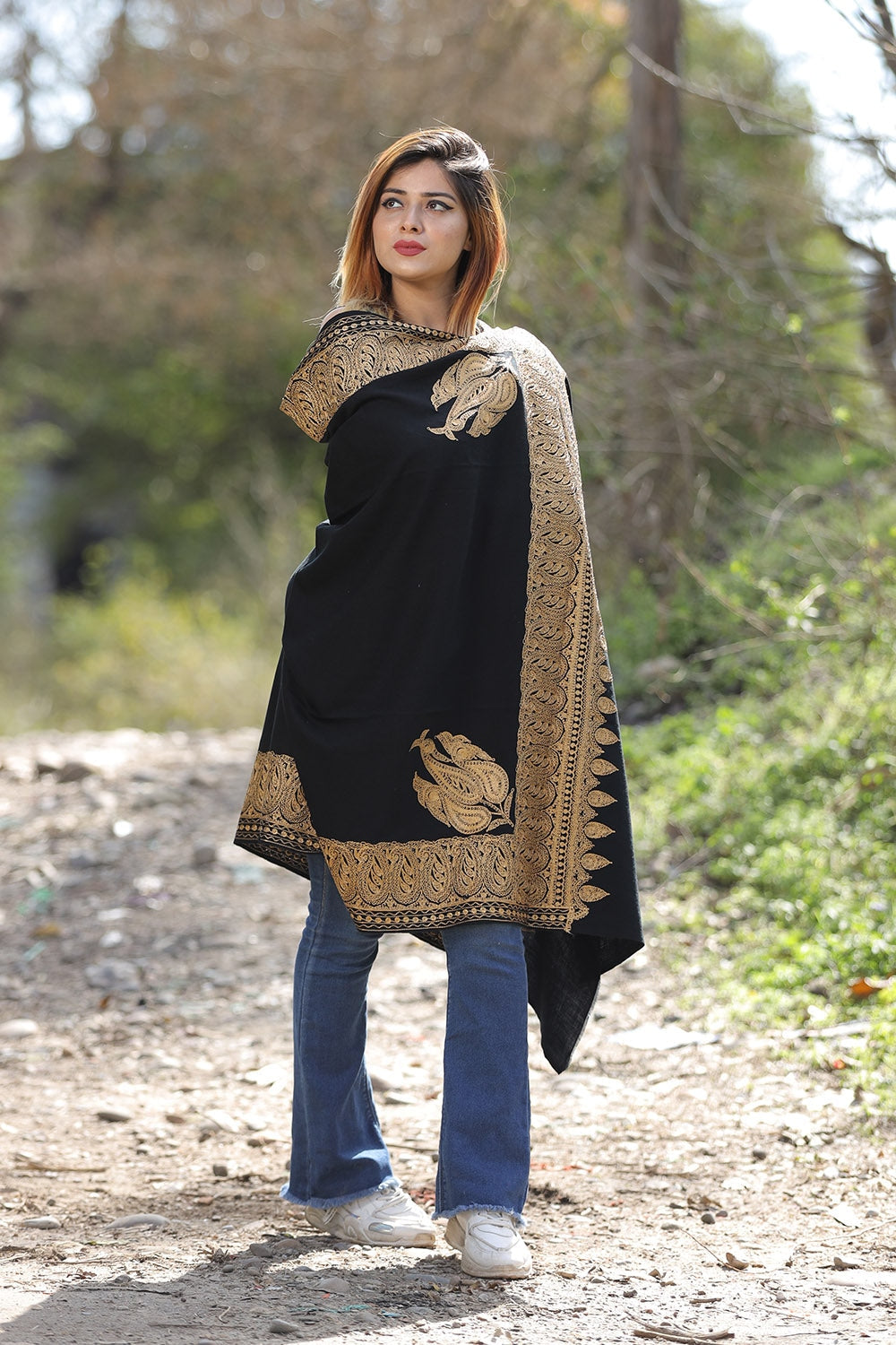 Black Color Kashmiri Shawl With Tilla Work Gives A Trendy