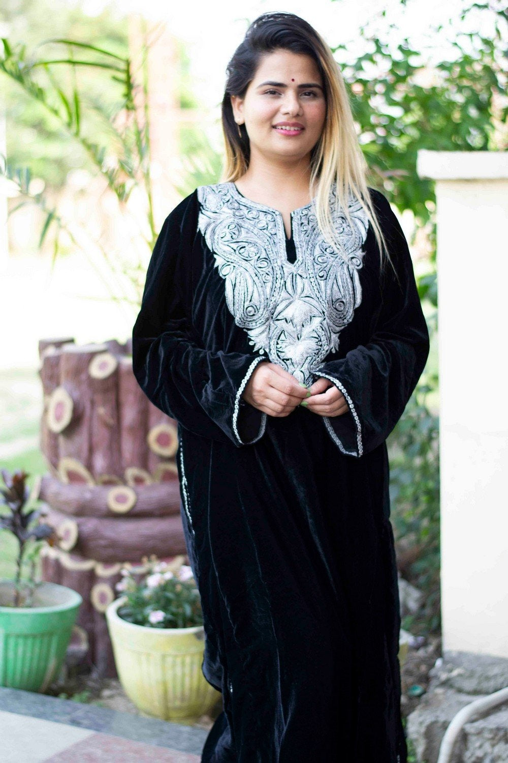 Black Color Kashmiri Tilla Work Embroidered Velvet Phiran