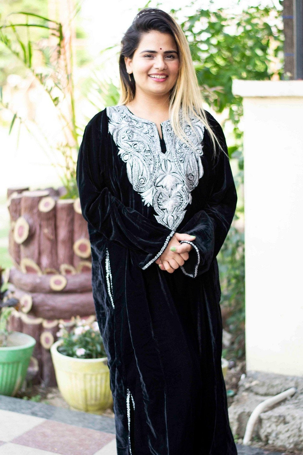 Black Color Kashmiri Tilla Work Embroidered Velvet Phiran