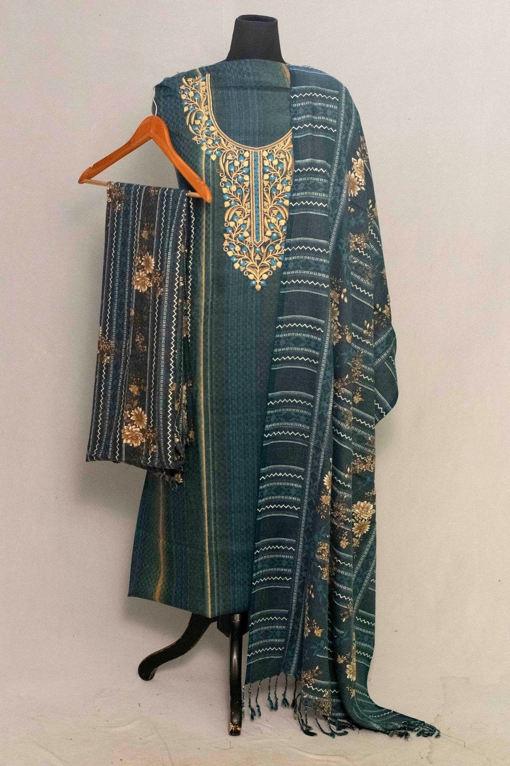 Blue Woolen Kani Printed Suit With Neck And Over All Magical