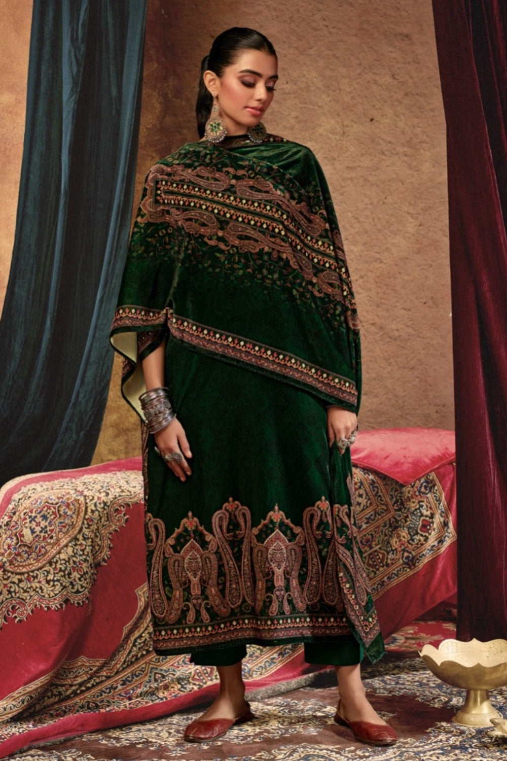 Bottle Green Colour Velvet Printed Woolen Unstitched Suit