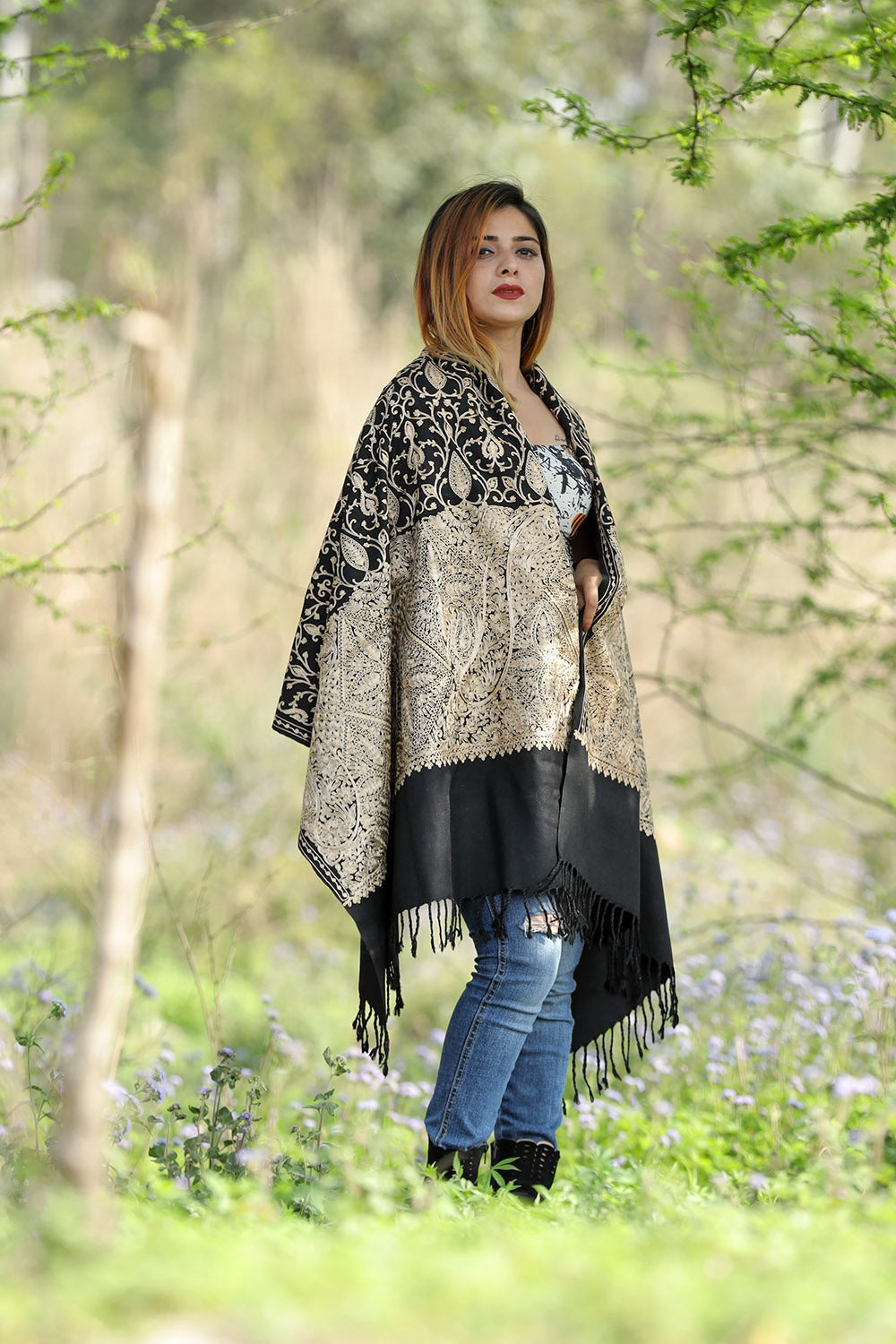 Charcoal Black Colour Stole With Graceful Dense Jaal Pattern