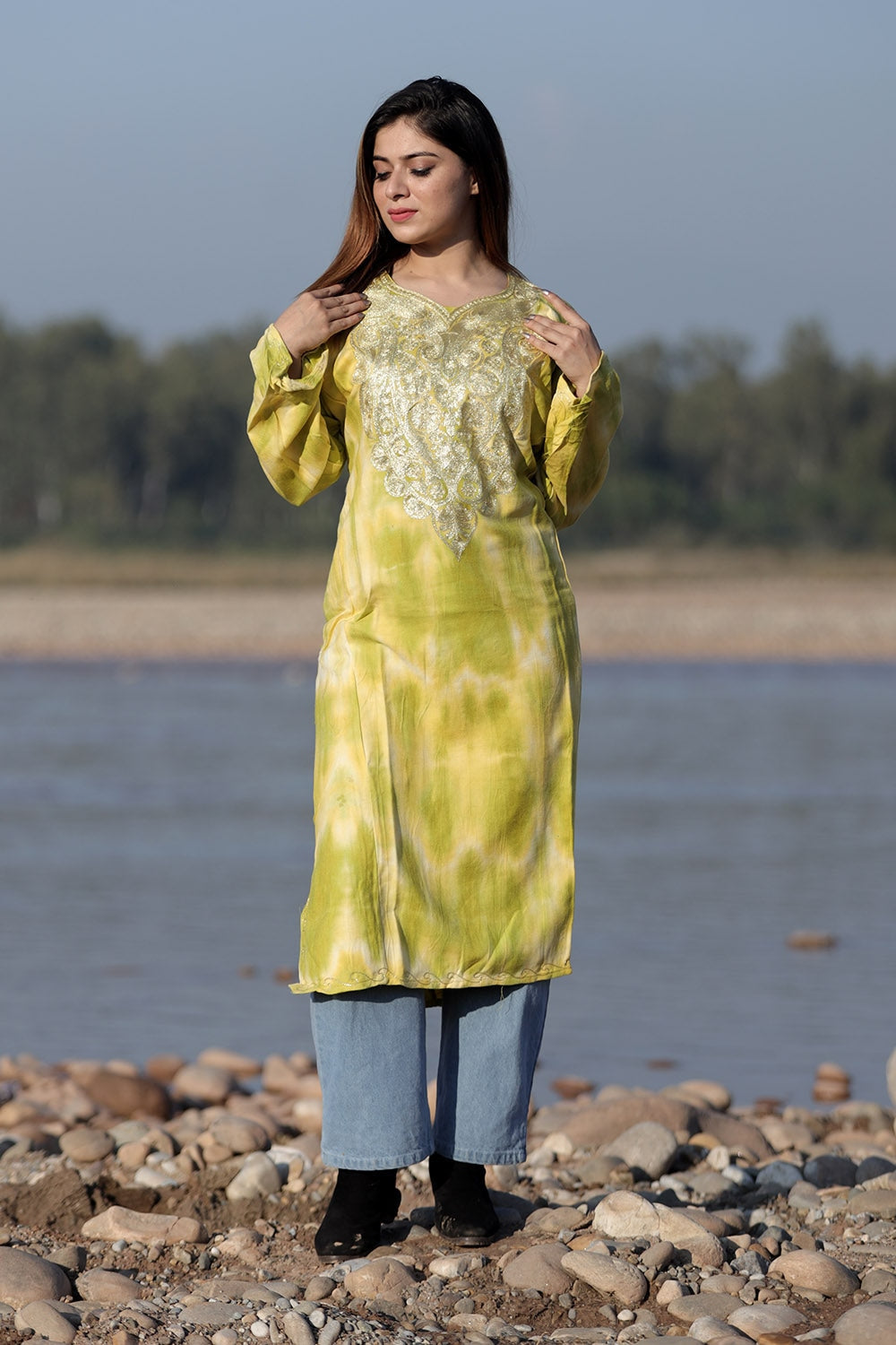 CHARISMATIC RAW YELLOW COLOUR TIE-DYE Aari Tilla Work