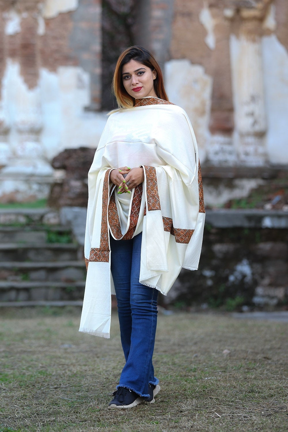 Charming White Colour Kashmiri Sozni Shawl Emblished