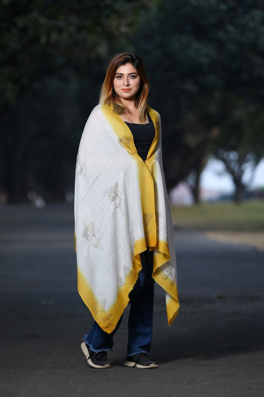 COMBINATION OF SLATE GREY & AMBER YELLOW COLOUR STOLE CLASSY