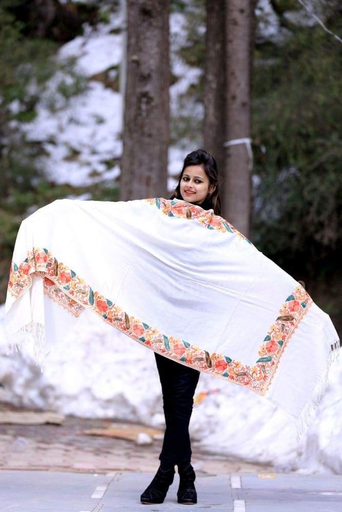Elegant White Kashmiri Aari Work Stole Enriched With Floral