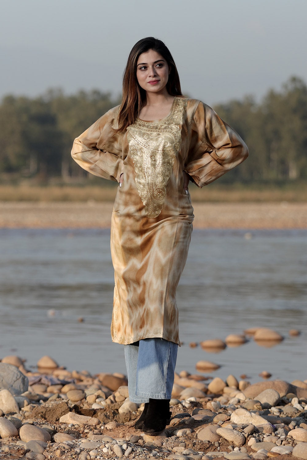 EXOTIC BROWN COLOUR TIE-DYE Aari Tilla Work Embroidered