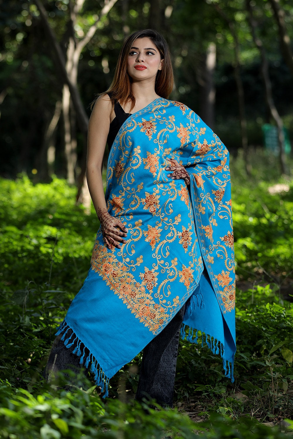 Firozi Colour Wolen Base With Rich All Over Kashmiri Jaal