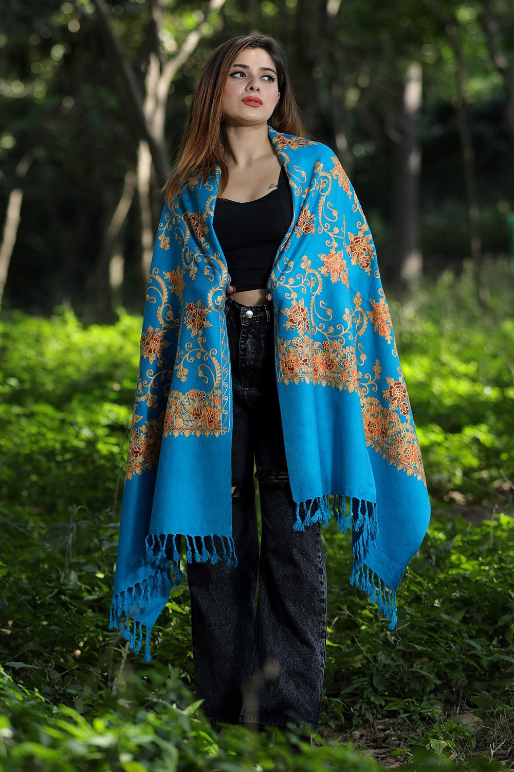 Firozi Colour Wolen Base With Rich All Over Kashmiri Jaal