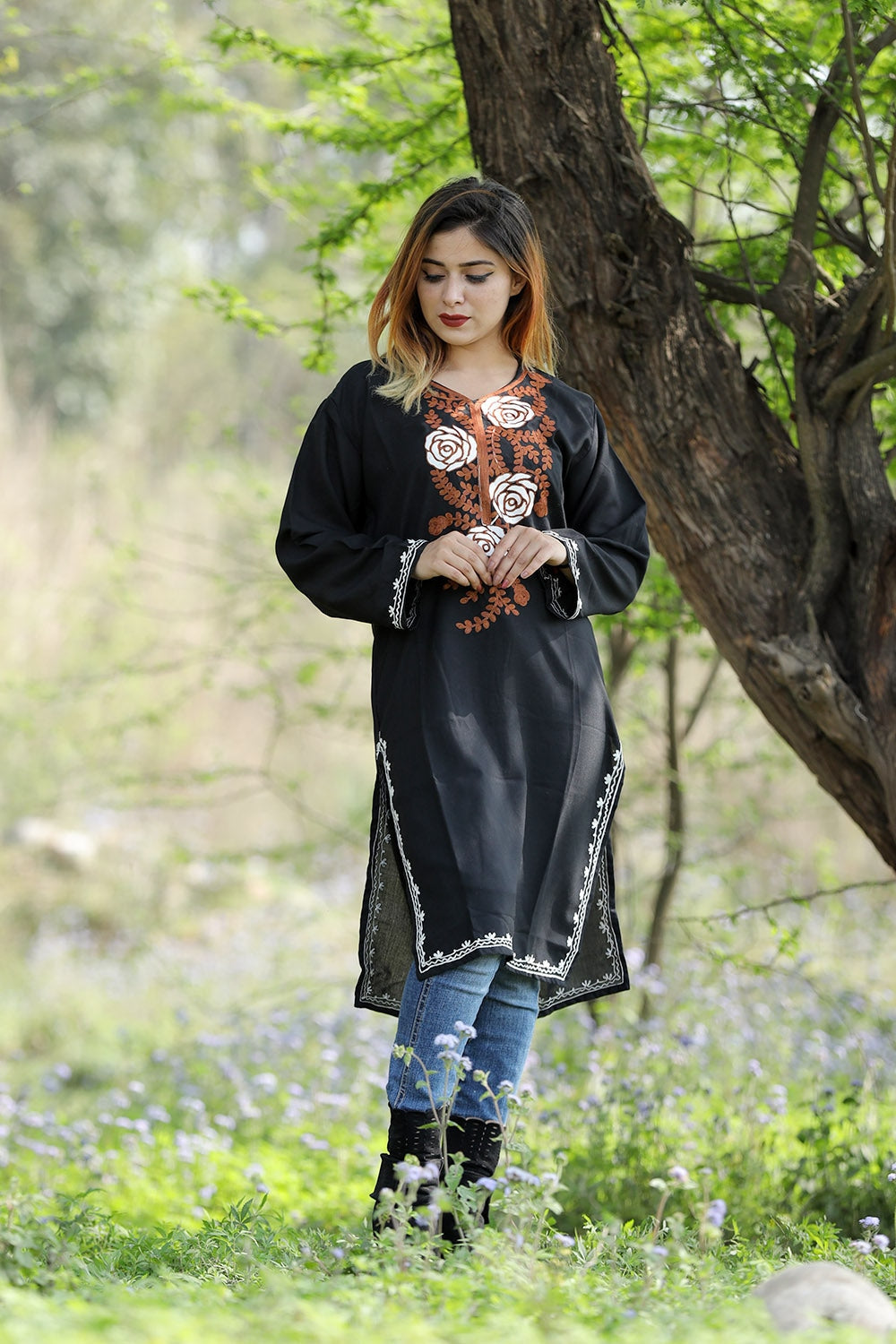 Gorgeous Pitch Black Colour Cotton Kurti With Beautiful Aari