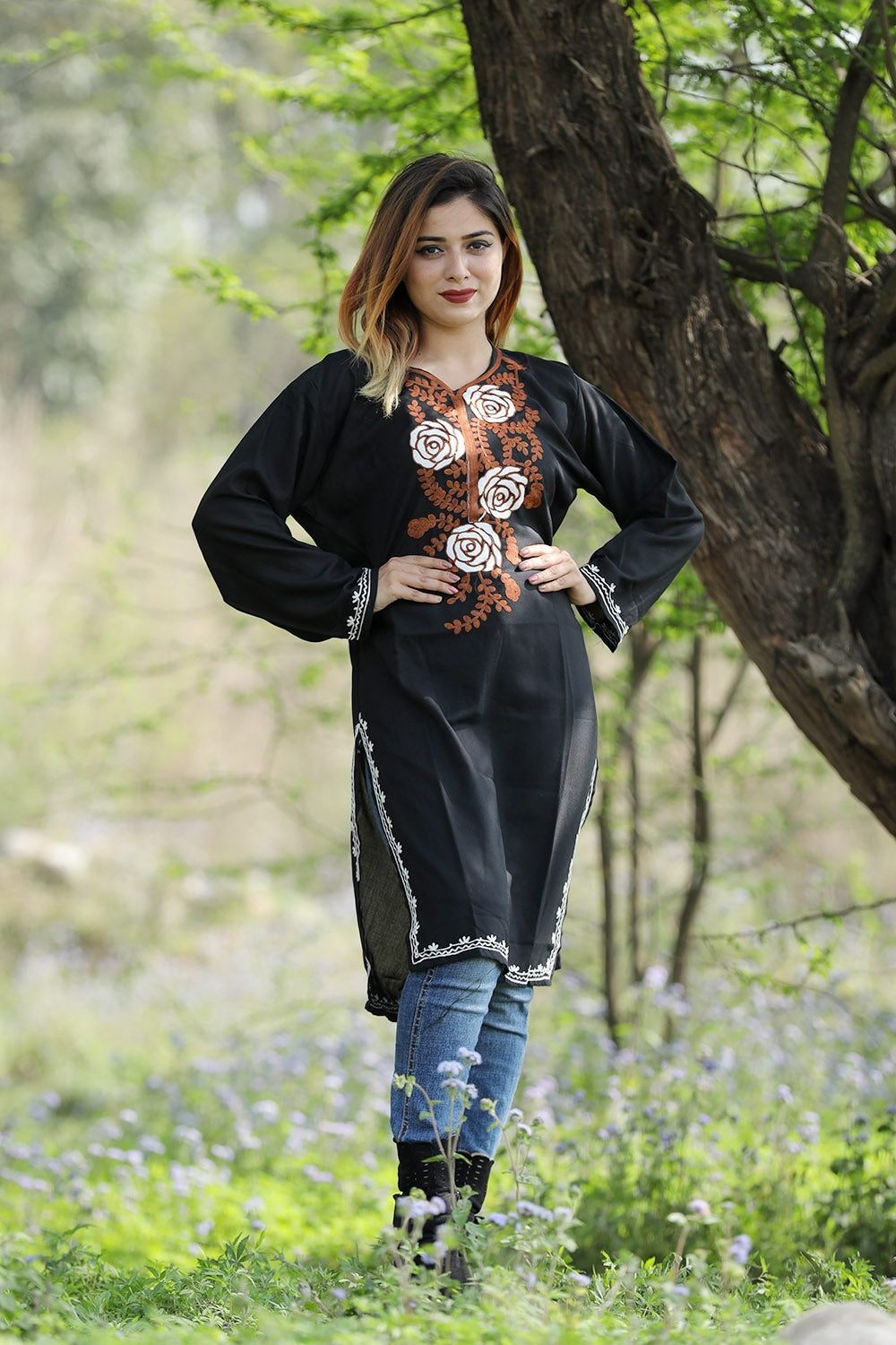 Gorgeous Pitch Black Colour Cotton Kurti With Beautiful Aari