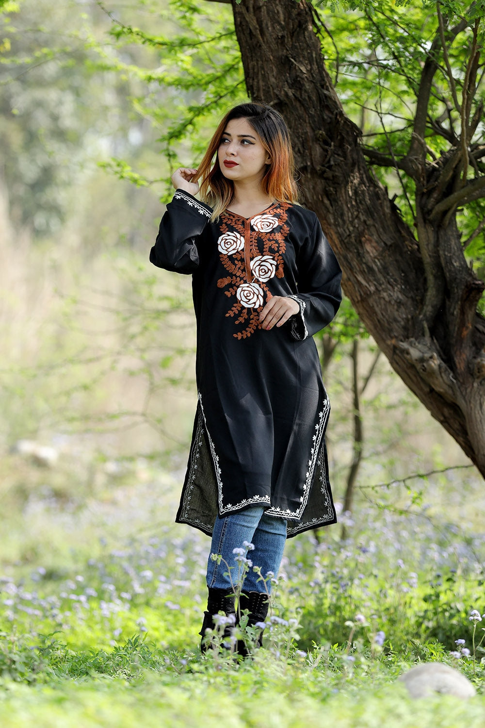 Gorgeous Pitch Black Colour Cotton Kurti With Beautiful Aari