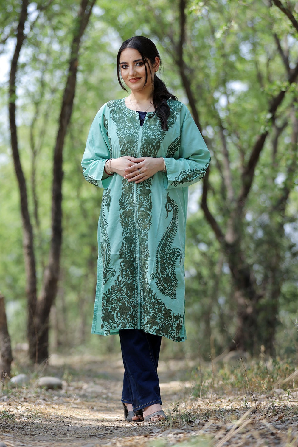 Green Colour Cotton Kurti With Beautiful Pattern Of Kashmiri