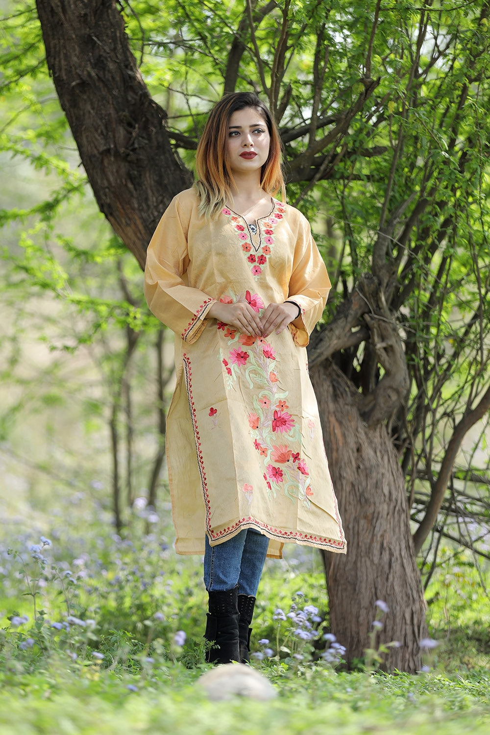 Light Yellow Colour Rayon Silk Kurti With Beautiful Aari