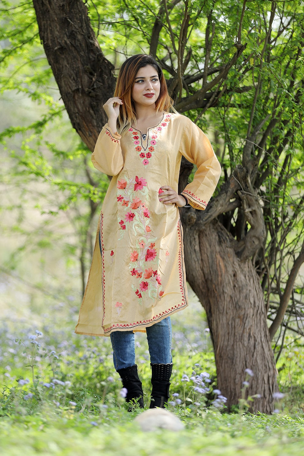 Light Yellow Colour Rayon Silk Kurti With Beautiful Aari